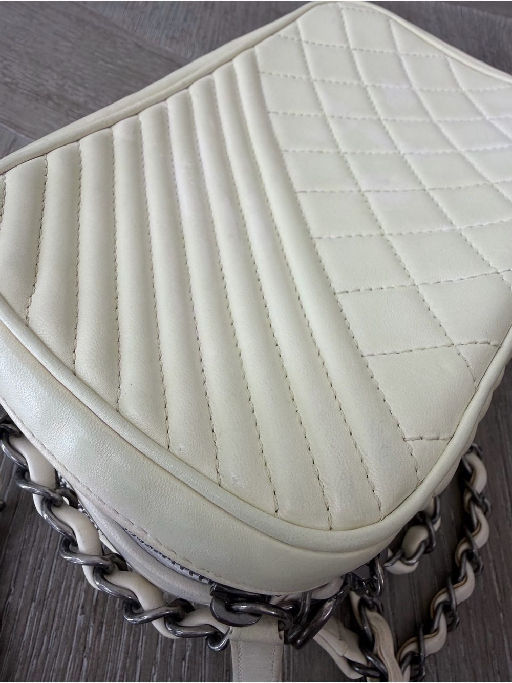 Chanel Cream Quilted Crossbody Bag with Chain Strap - Picture 16 of 16